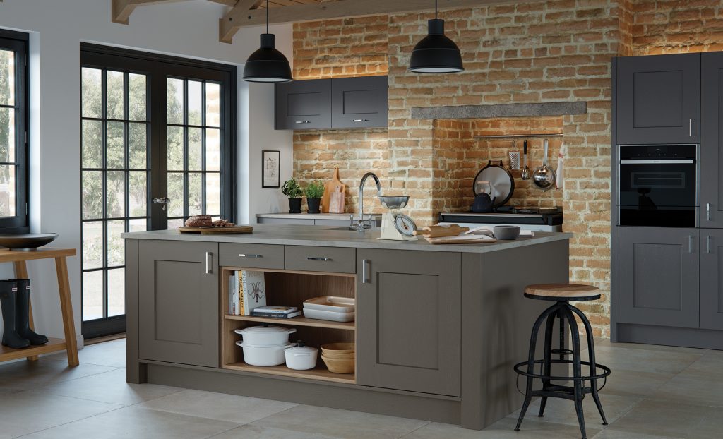 classic-traditional-clonmel-lava-graphite-kitchen-hero-1024×622